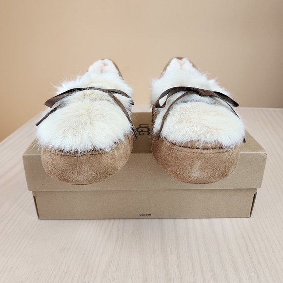 UGG Ansley Shaine moccasin slipper size 10 - Picture 5 of 7